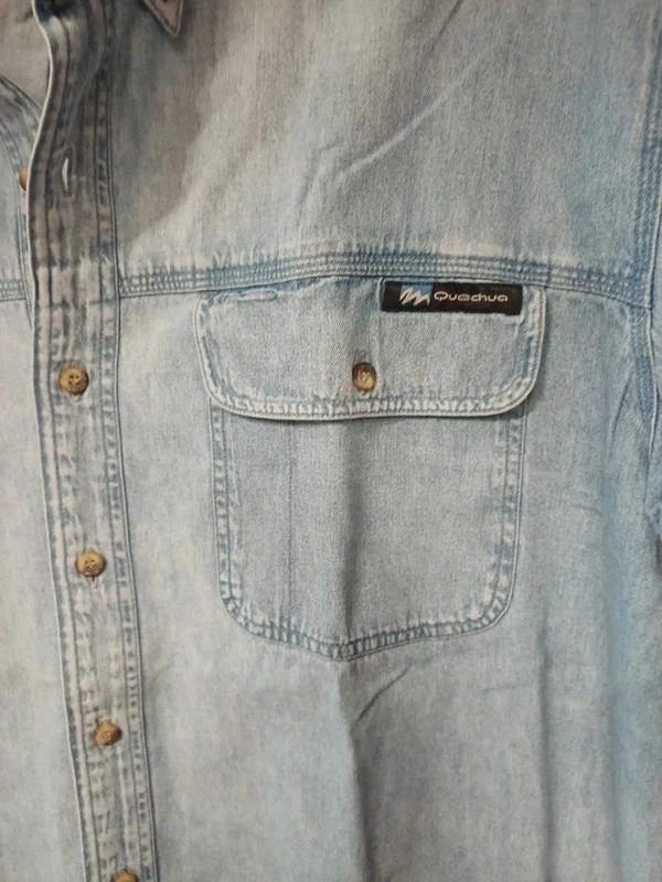 Camisa de mezclilla de la marca Quechua talla XL – photo 3
